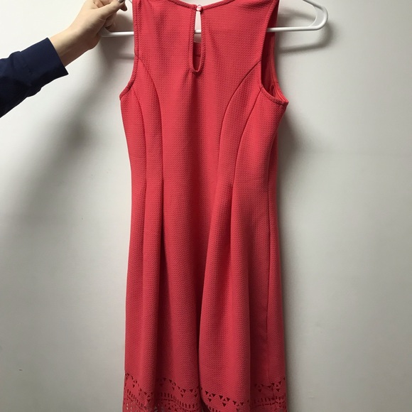 Pink beaded neckline dress - Picture 2 of 2